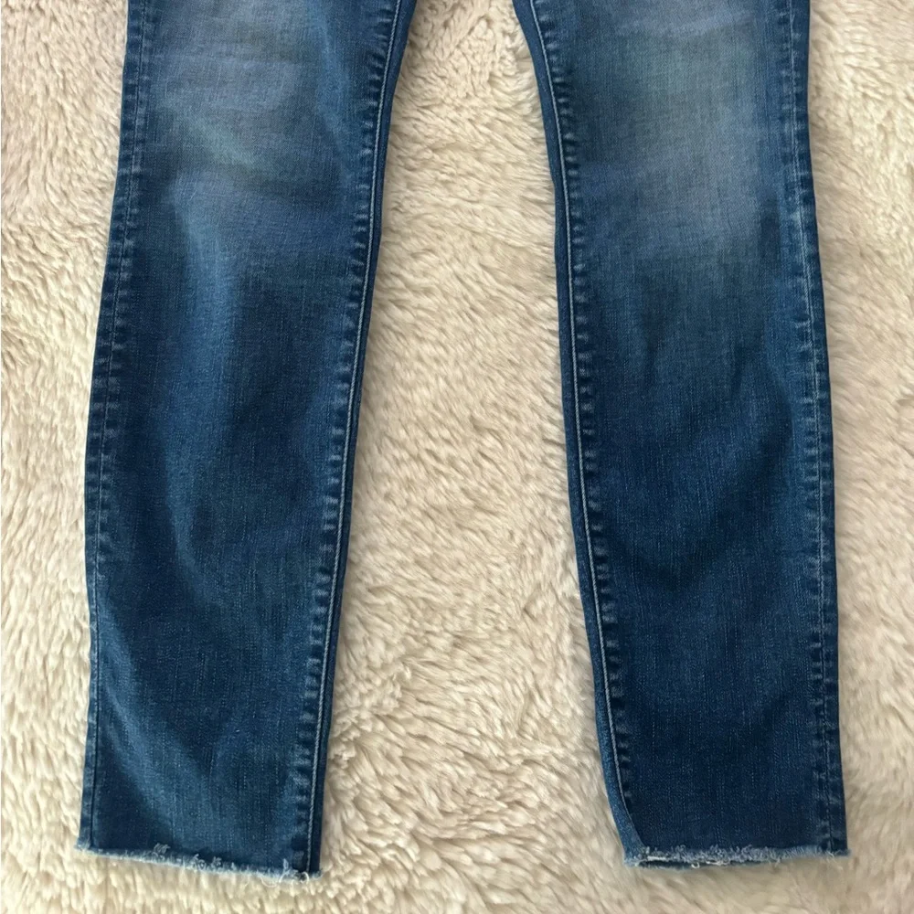 Mother - High Waisted Looker Ankle Fray Skinny Jeans in Lure Me In - Picture 4 of 9